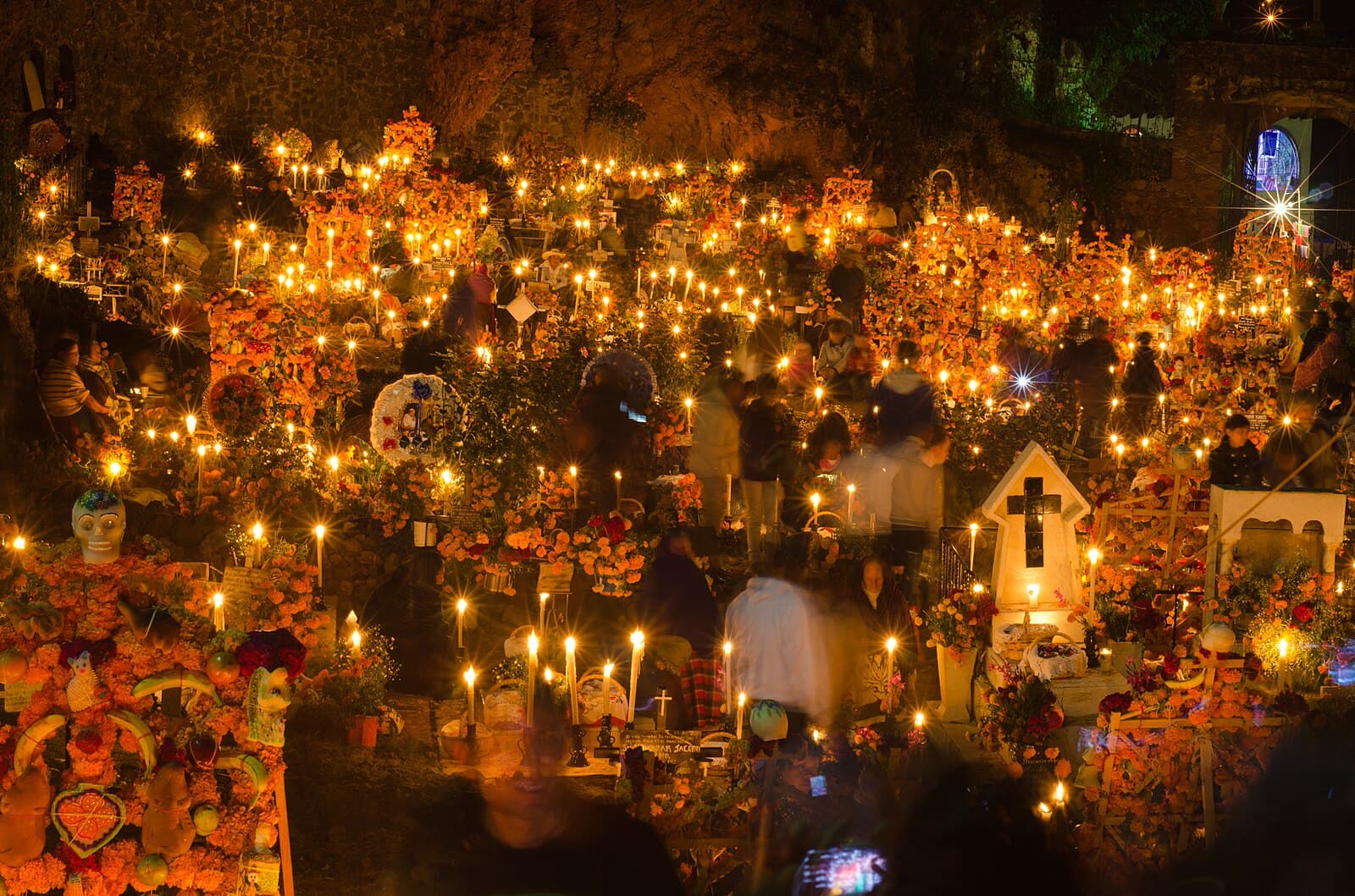 🌼🕯️ ¡𝗩𝗜𝗩𝗘 𝗘𝗟 𝗗𝗜́𝗔 𝗗𝗘 𝗠𝗨𝗘𝗥𝗧𝗢𝗦 𝗘𝗡 𝗠𝗜𝗖𝗛𝗢𝗔𝗖𝗔́𝗡! 🕯️🌼 — foto 6